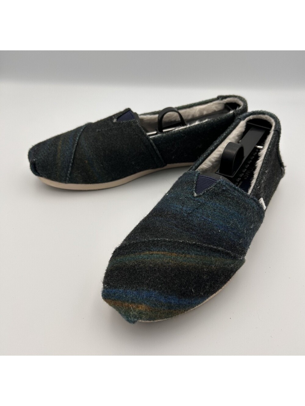 TOMS Women's 7.5 Blue Green Plaid Fur Lined Slip On Loafers Flats Warm Slippers